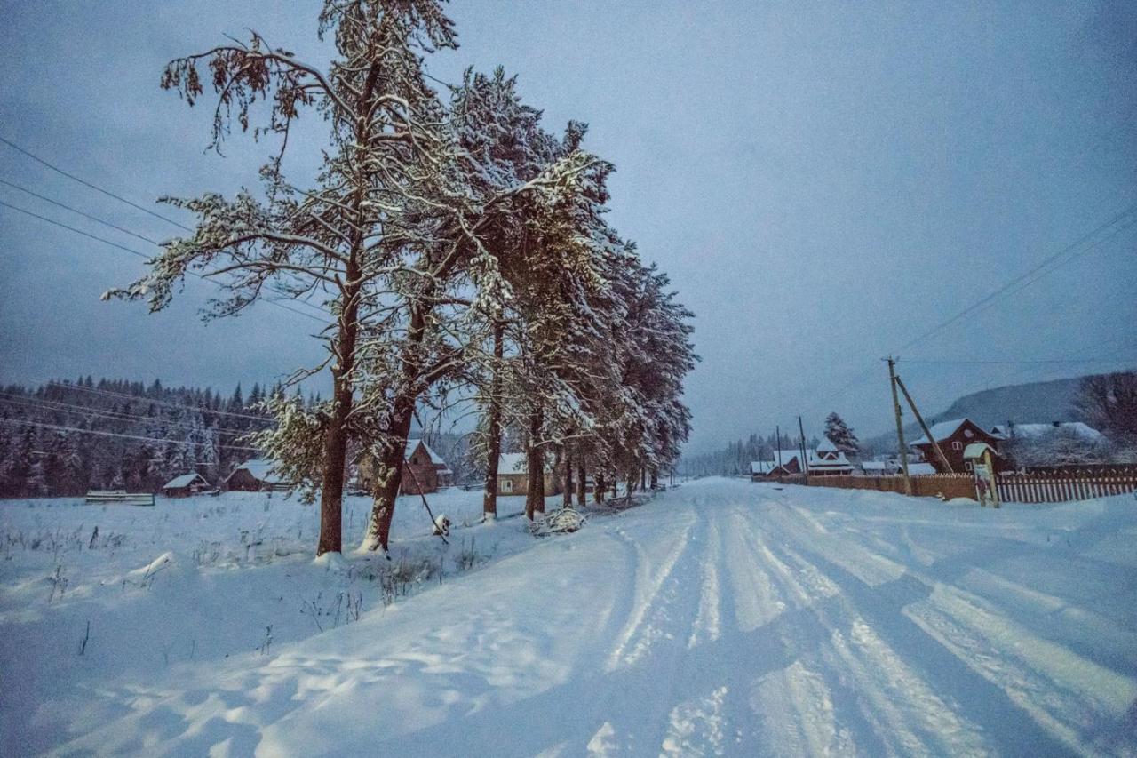Yuraya Hotel Vorokhta Esterno foto